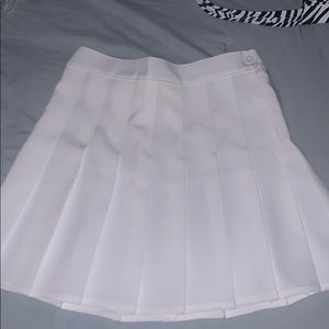 pleated tennis skirt !